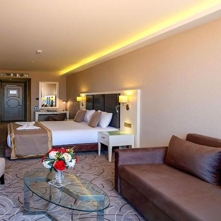 The Conforium Hotel วาน ภายนอก รูปภาพ