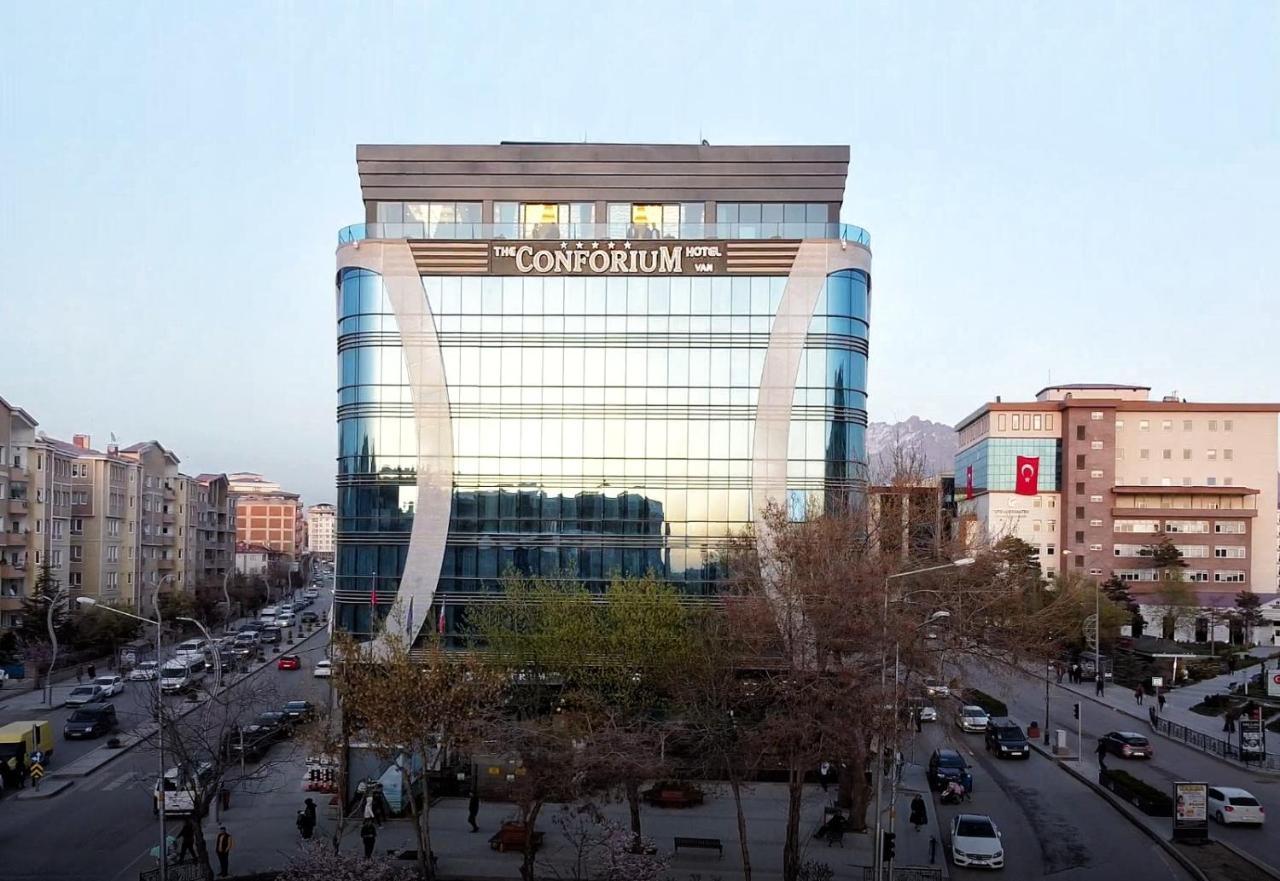 The Conforium Hotel วาน ภายนอก รูปภาพ