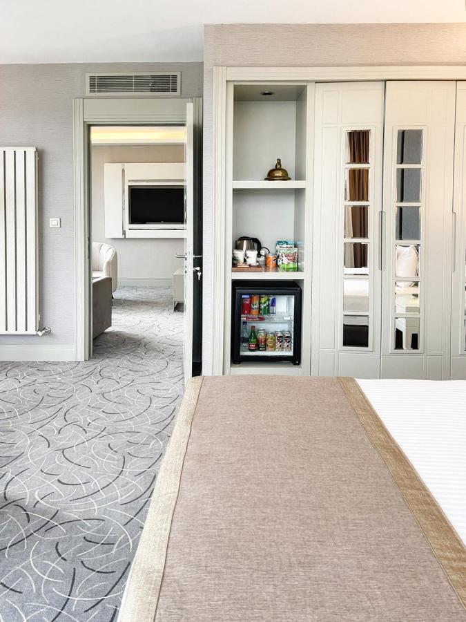 The Conforium Hotel วาน ภายนอก รูปภาพ